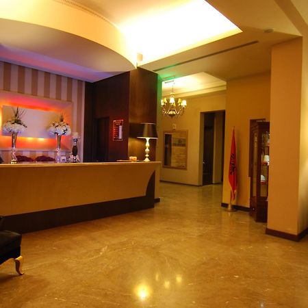 Hotel Doro City Tirana Extérieur photo