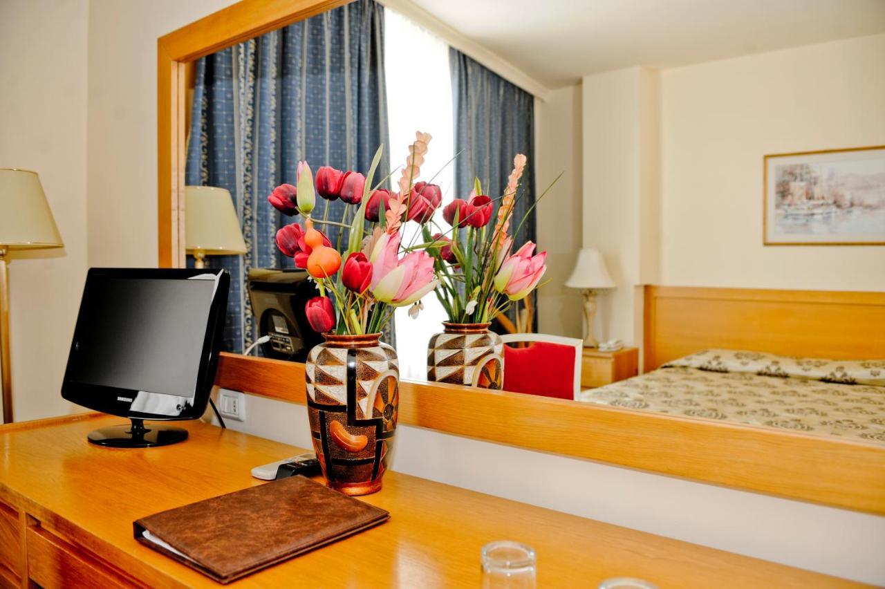 Hotel Doro City Tirana Extérieur photo
