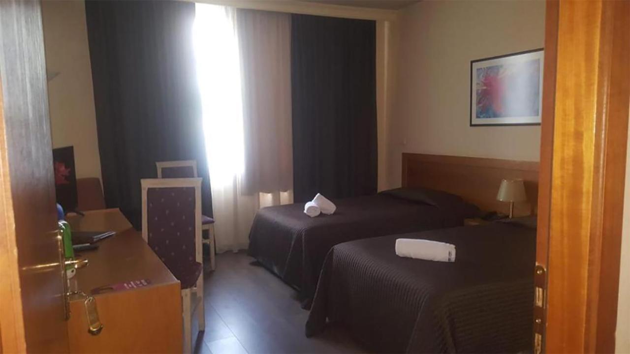 Hotel Doro City Tirana Extérieur photo