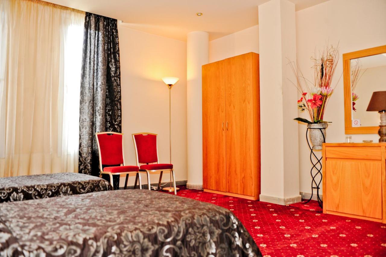 Hotel Doro City Tirana Extérieur photo