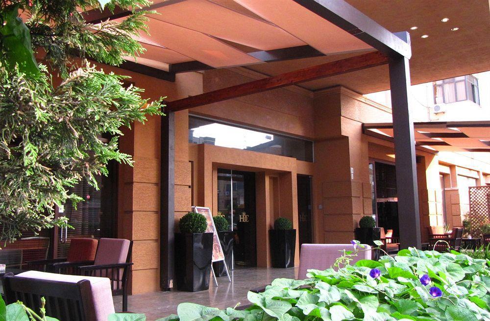 Hotel Doro City Tirana Extérieur photo