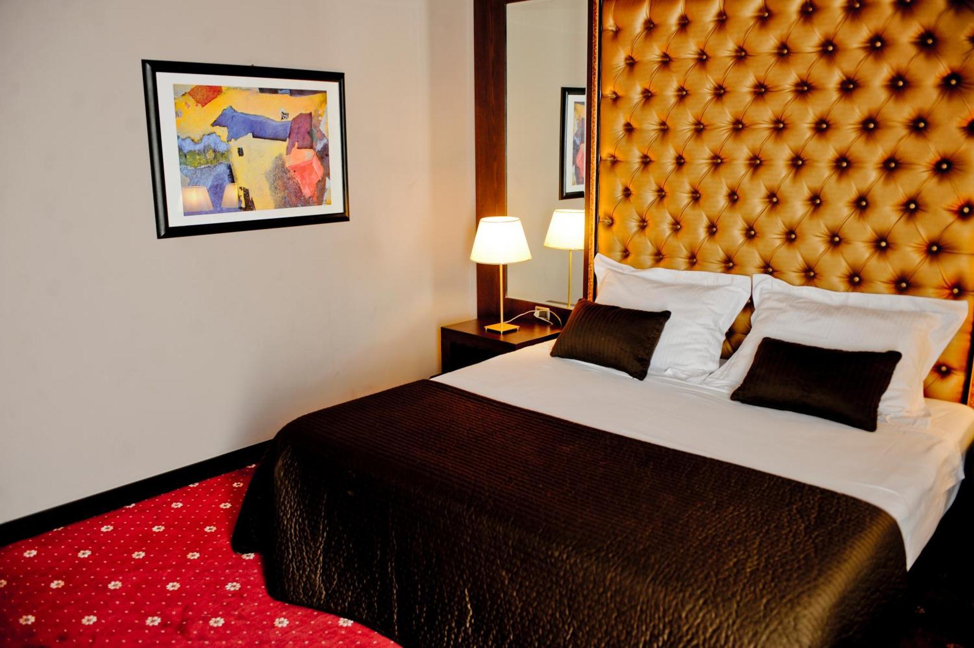 Hotel Doro City Tirana Extérieur photo
