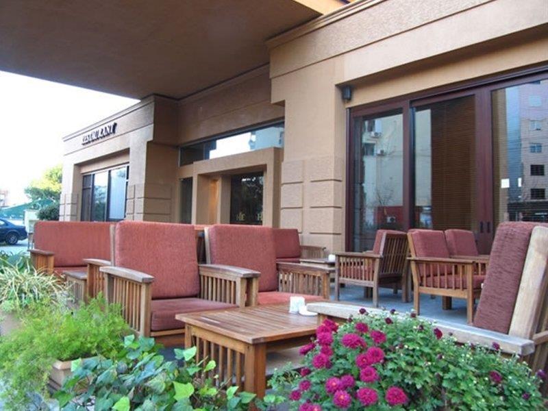 Hotel Doro City Tirana Extérieur photo